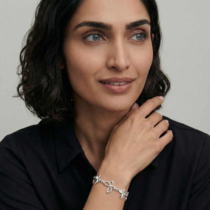 Schmetterlings-Charm-Armband aus 925 Sterlingsilber mit polierter Oberfläche