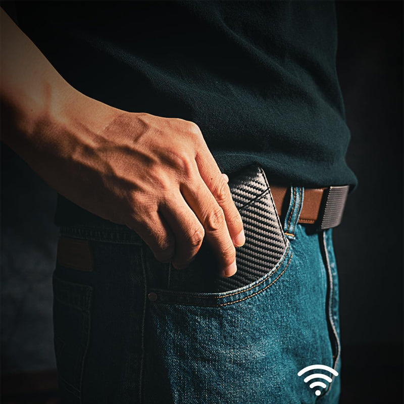 Avelena | Diebstahlsicherer Magnetkartenhalter aus echtem Leder