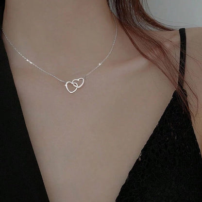 Avelena | Mit Zwei Herzen Und Einer Rotierenden Rosen Geschenkbox