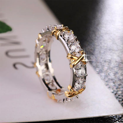 Avelena | Dichroic Inlaid Zircon Ring Erfolg