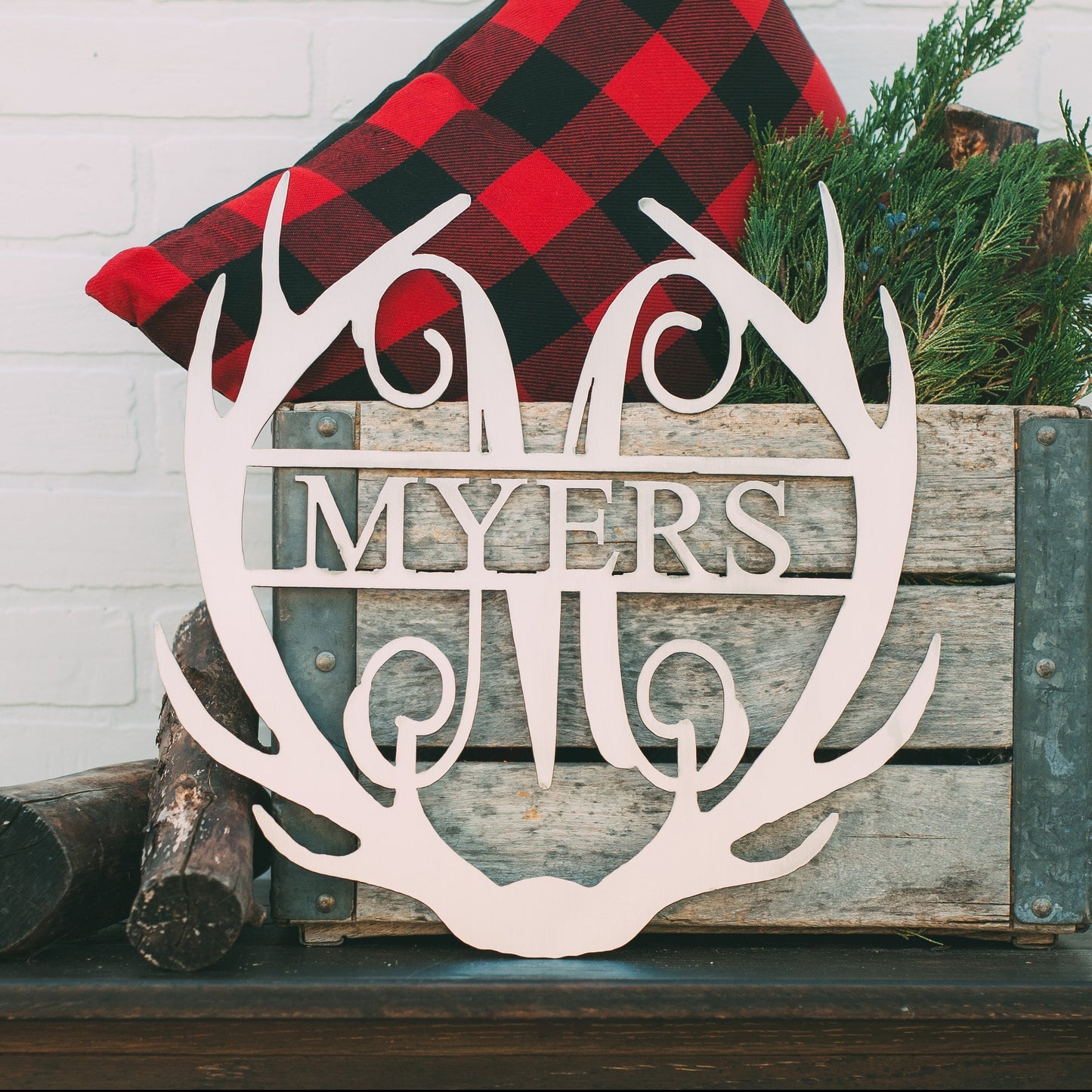 Avelena | Decor Steals Gevir Monogram mit Namen Anpassbares Metall Namensschild Für Zuhause Gevir