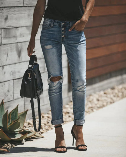 Avelena | Hellblaue Zerrissene Jeans