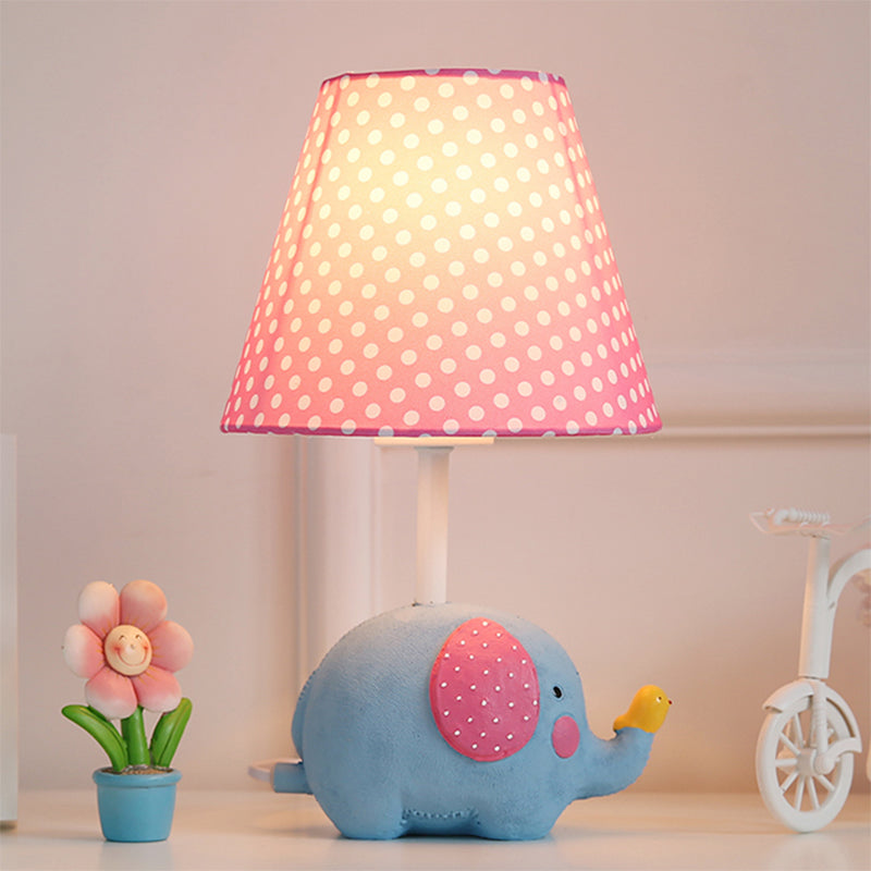 Avelena | 1 Birne Dicke Elefant Schreibtischlampe mit Punktschirm Kinderharz Studienlicht für Babyzimmer