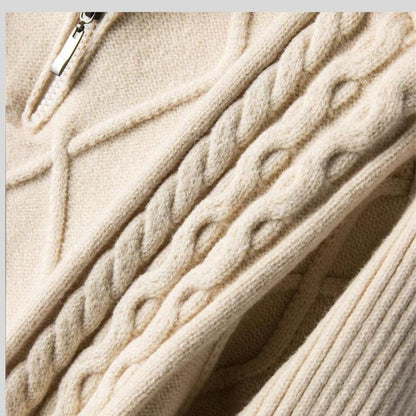 Avelena | Rollkragenpullover mit Geometrischem Zopfmuster