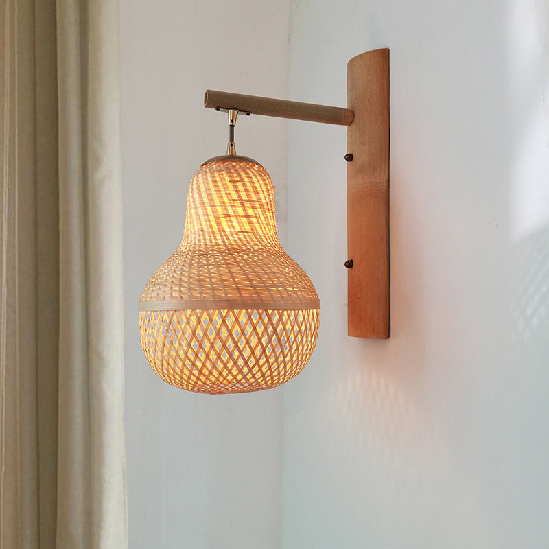 Avelena | Handgefertigte Flur-Wandleuchte Bambus Ein-Birnen Zeitgenössische Wandlampe aus Holz