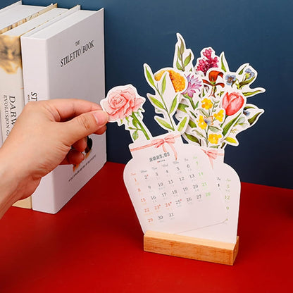 Avelena | 2024 Bloomy Flowers Tischkalender