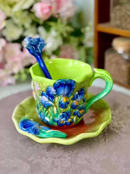 Avelena | ArtSip Keramikbecher & Untertassen-Set – Handgemaltes 3D-Design inspiriert von Van Gogh