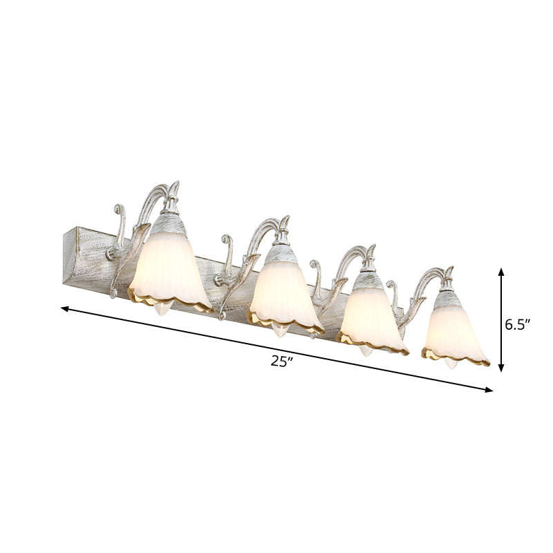 Avelena | Blumen Badezimmer Wandlampe Klassisch Opal-Glas 2/3/4 Lichter Bronze/Weiß Make-Up Beleuchtung