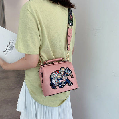 Avelena | Vintage Stickerei Elefant Tasche