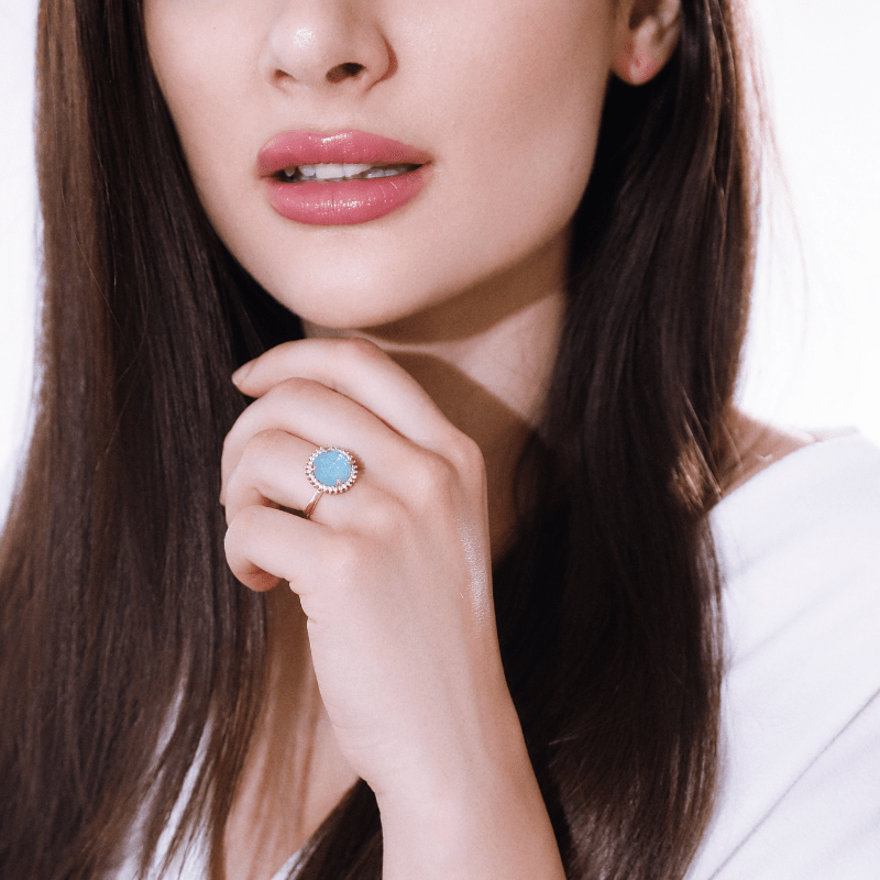 Avelena | Glow Ring - Mystischer Cocktailring mit elegantem Design