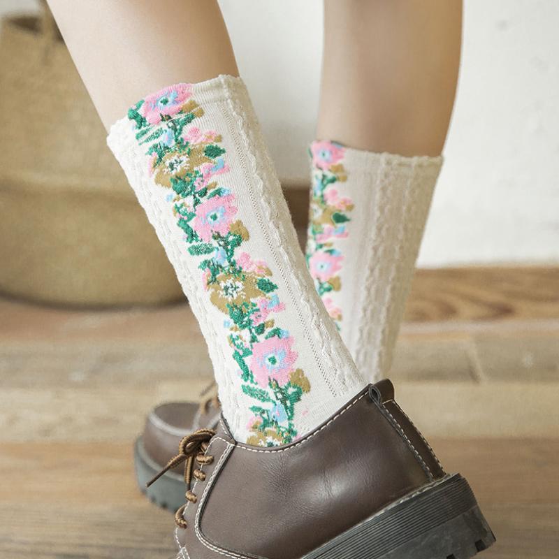 Avelena | Vintage Socken mit Blumenstickerei (5 Paar)