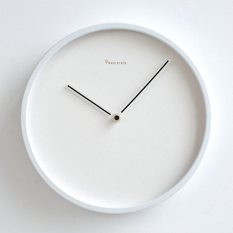 Avelena | Skandinavische Minimalistische Wanduhr Zeitlose Eleganz