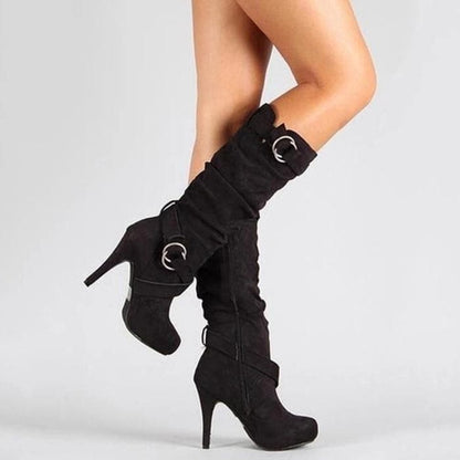 Elegante Lederstiefel bis zum Knie