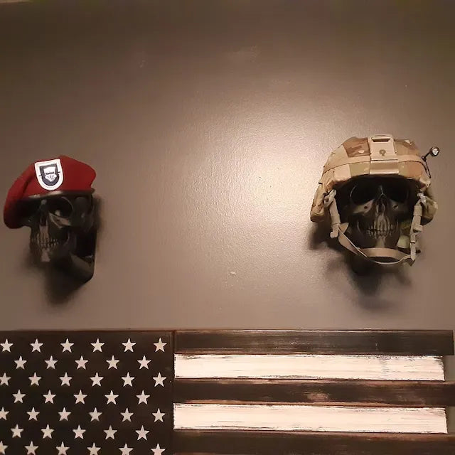 Avelena | 3D Totenkopf Helm Ausstellungsset