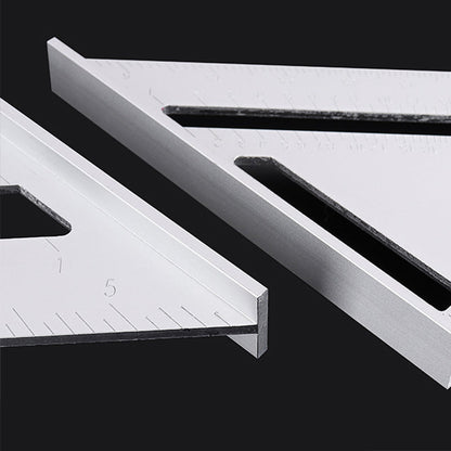 Avelena | Drei Quadratlinie Sägeleitungen für Zimmerleute