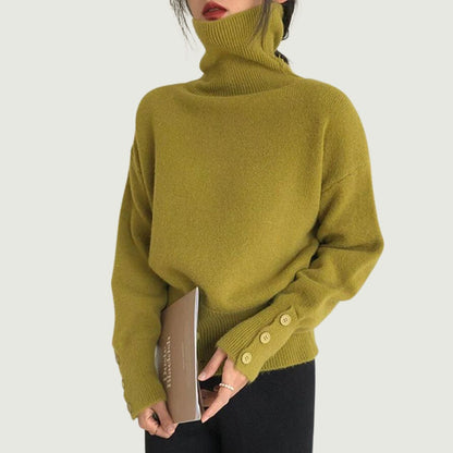 Avelena | Eleganter Gerippter Rollkragenpullover mit Auffälligen Knöpfen