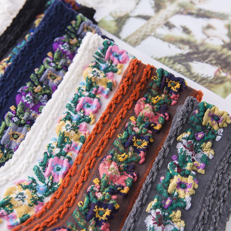 Avelena | Vintage Socken mit Blumenstickerei (5 Paar)