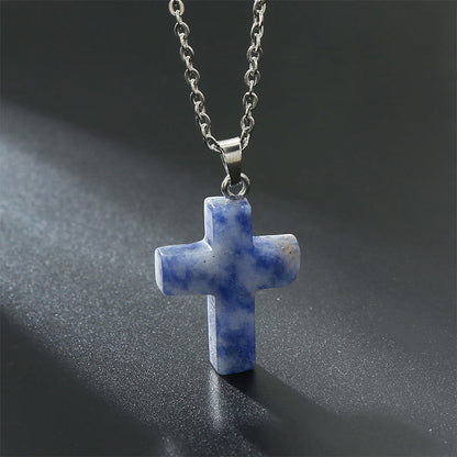 Avelena | Natürliche Edelsteine Kreuz Halskette Eine Spirituelle Schmuckerfahrung