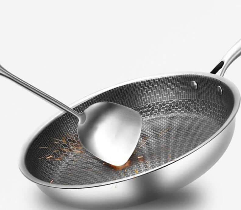 Avelena | Kratzfeste Edelstahlpfanne mit Antihaftbeschichtung 28Cm
