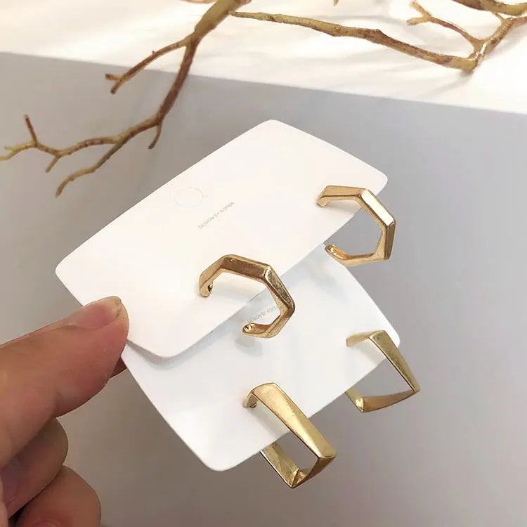 Avelena | Damen Kreis Hoop Goldene Metall Ohrringe