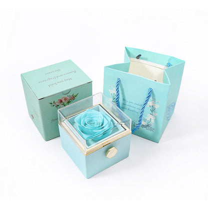 Avelena | [Ideales Geschenk] Ewige Rosenbox - Mit gravierter Halskette & künstlicher Rose