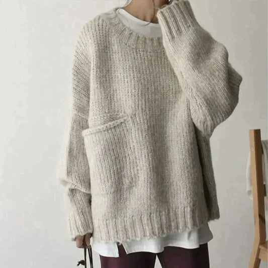 Avelena - Ivory oversized Pullover mit Tasche auf der Vorderseite