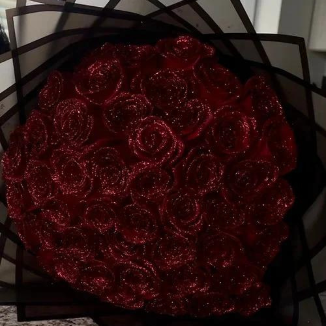Avelena | Glühende Rosen Des Ewigen Blühens