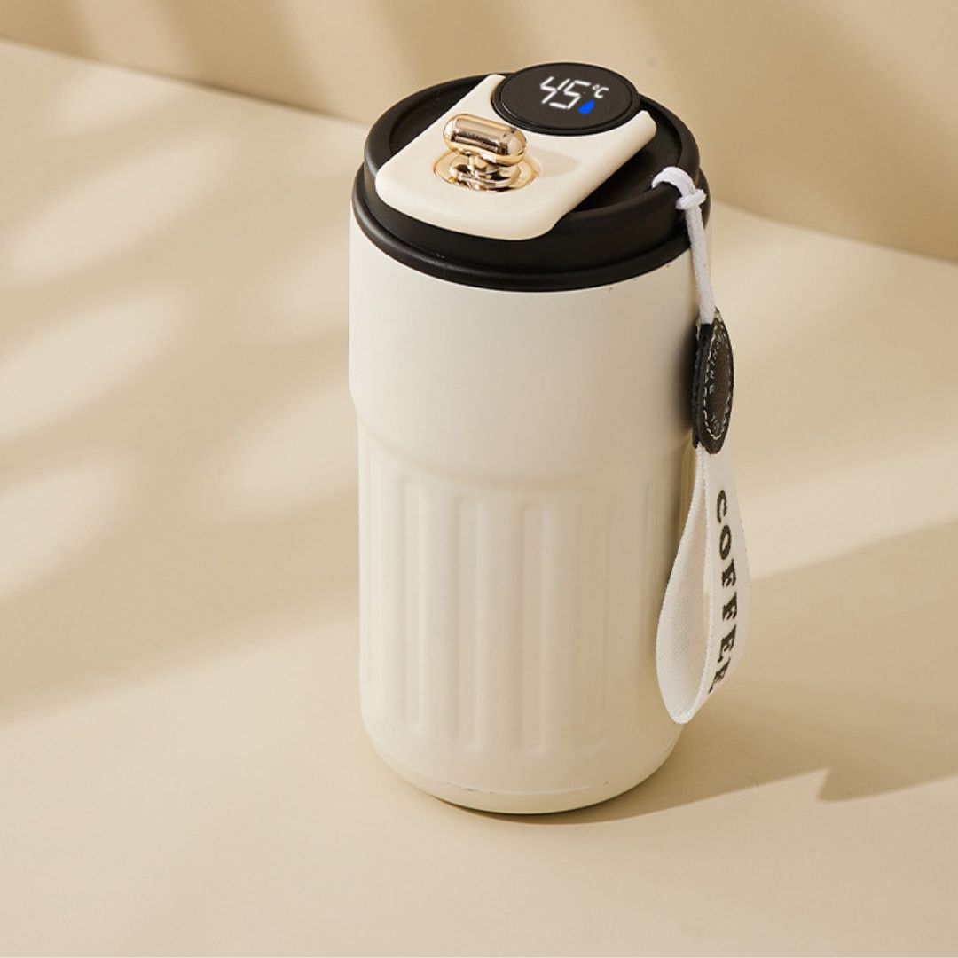 Avelena | Edelstahl  Kaffebecher mit LED Temperatur Anzeige 450 ML