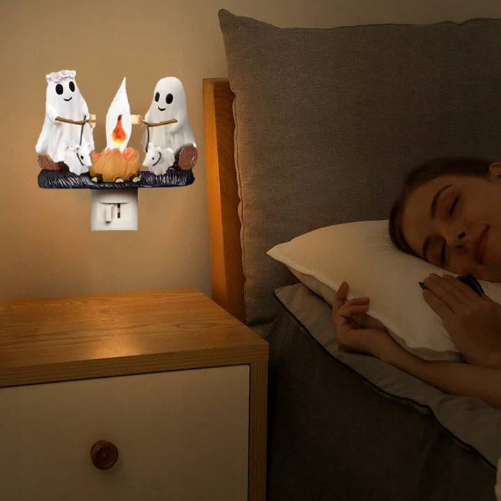 Avelena | 👻 Geisterfeuer mit flackerndem Nachtlicht 🎃 ❤️‍🔥