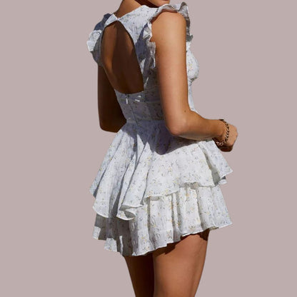 Avelena | Verspieltes Minikleid mit Ösenstickerei