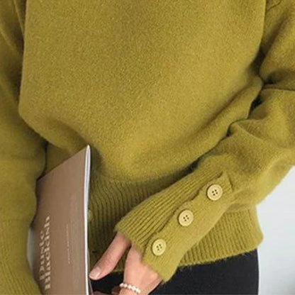 Avelena | Eleganter Gerippter Rollkragenpullover mit Auffälligen Knöpfen