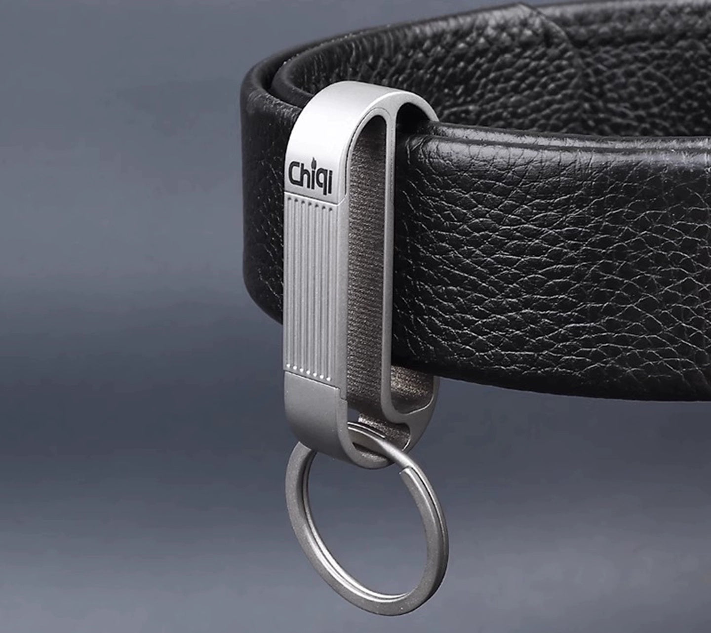 Avelena | Titanlegierung Herren Gürtelschnalle Schlüsselanhänger - Langlebig, Stilvoll, Farbneutraler Verschluss