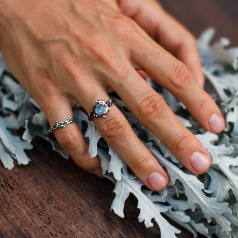 Avelena | Iris Mondstein Statement Ring Machen Sie Einen Gewagten Eindruck