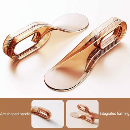 Avelena | Bett Tucker