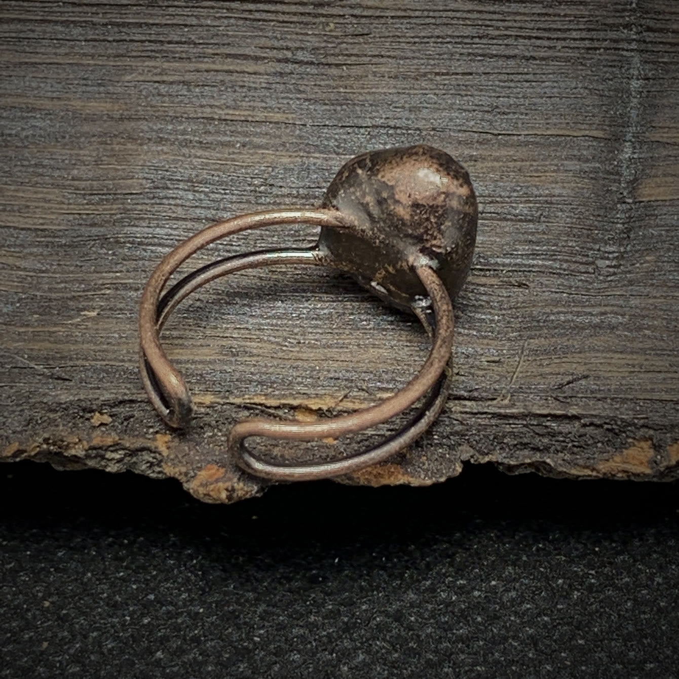 Avelena | Natürlich Unbehandelter Geburtsstein Ring Selina