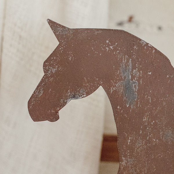 Avelena | Rostige Patina Pferdesilhouette Statue
