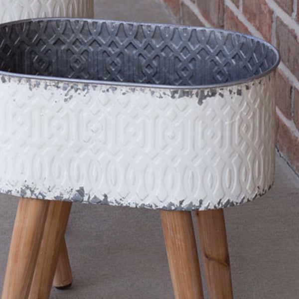 Avelena | Metallbeschichtete Schalen mit Holzbeinen, Set mit 2