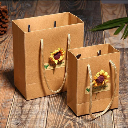 Avelena | "Du bist meine Sonne" Sonnenblumen-Halskette (beidseitige Gravur)