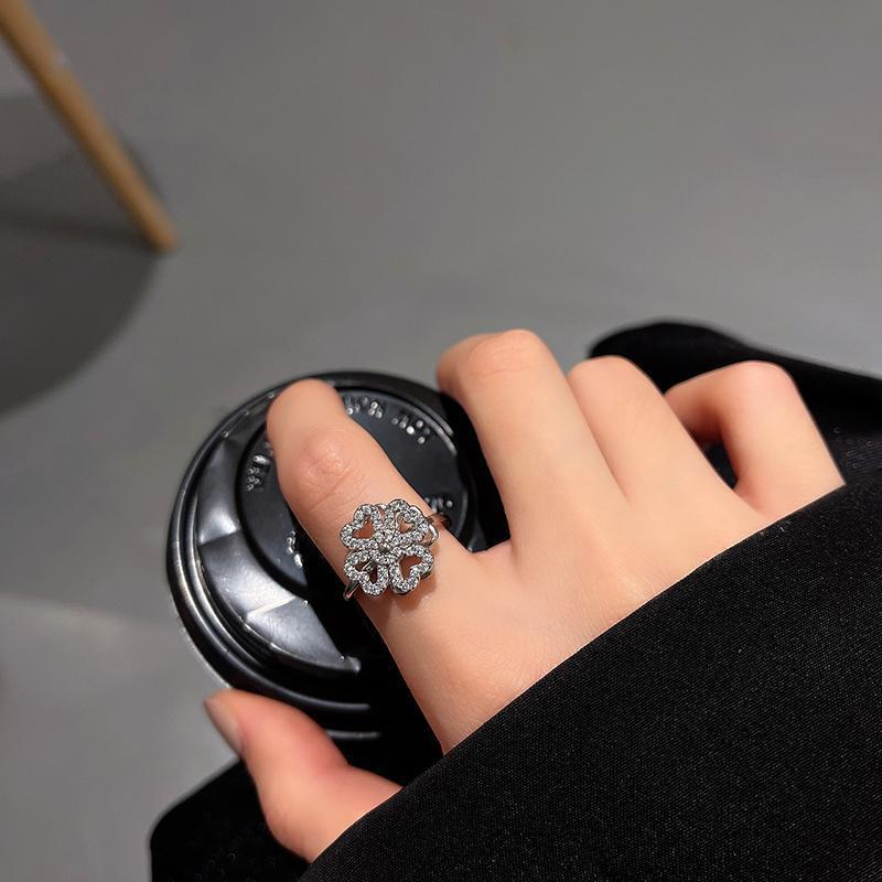Avelena | Kleeblatt Rotierende Ring