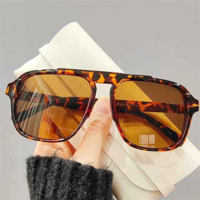 Avelena | Sonnenbrille - Sportlicher Retro-Look für draußen