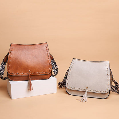 Avelena | Damen Quasten Schultertasche