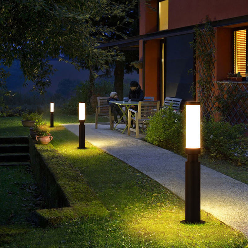 Avelena | Moderne Acryl Wasserdichte Kreative Lippenstift Design LED Außen Rasen Stehlampe