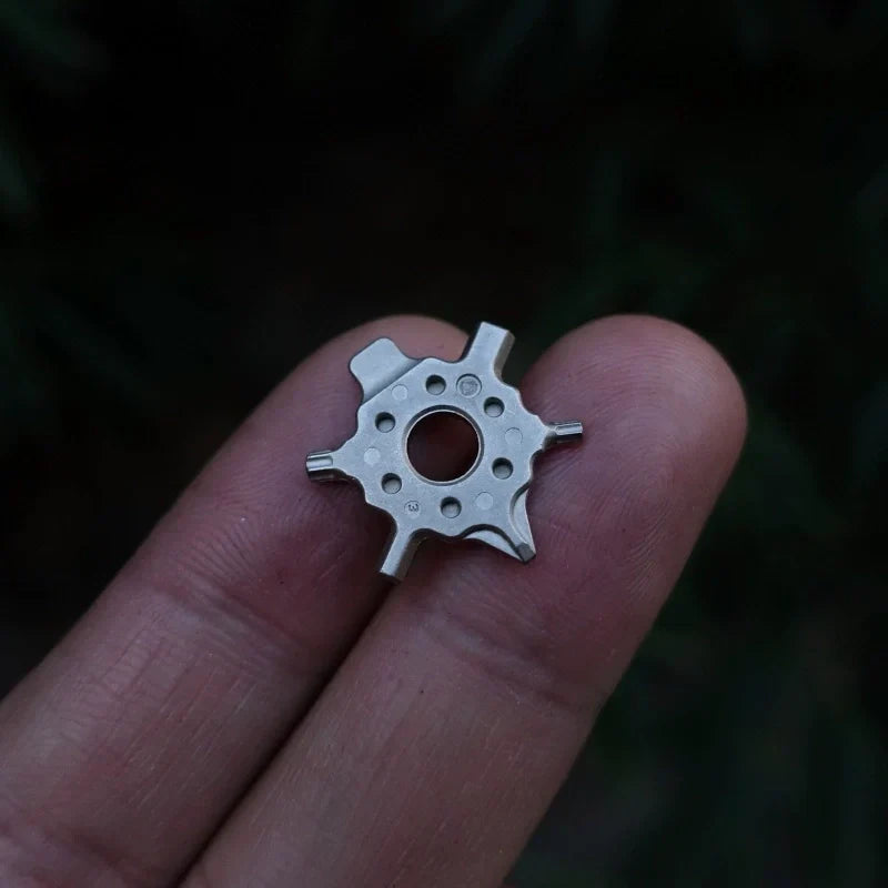 Avelena | Cool 4-in-1 Hebelwerkzeug & 6-in-1 Schraubendreher Titan Perlenkette