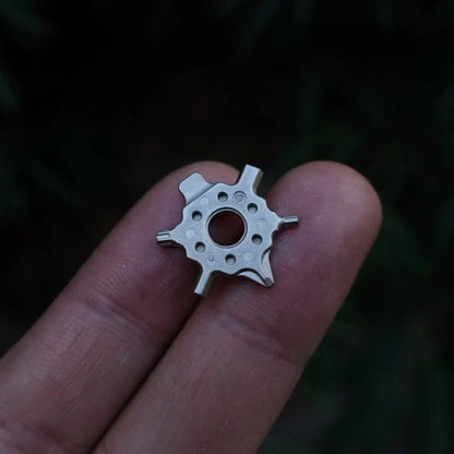 Avelena | Cool 4-in-1 Hebelwerkzeug & 6-in-1 Schraubendreher Titan Perlenkette