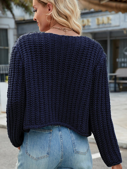 Avelena | Strickjacke mit Rundhalsausschnitt, Knöpfen und Taschen