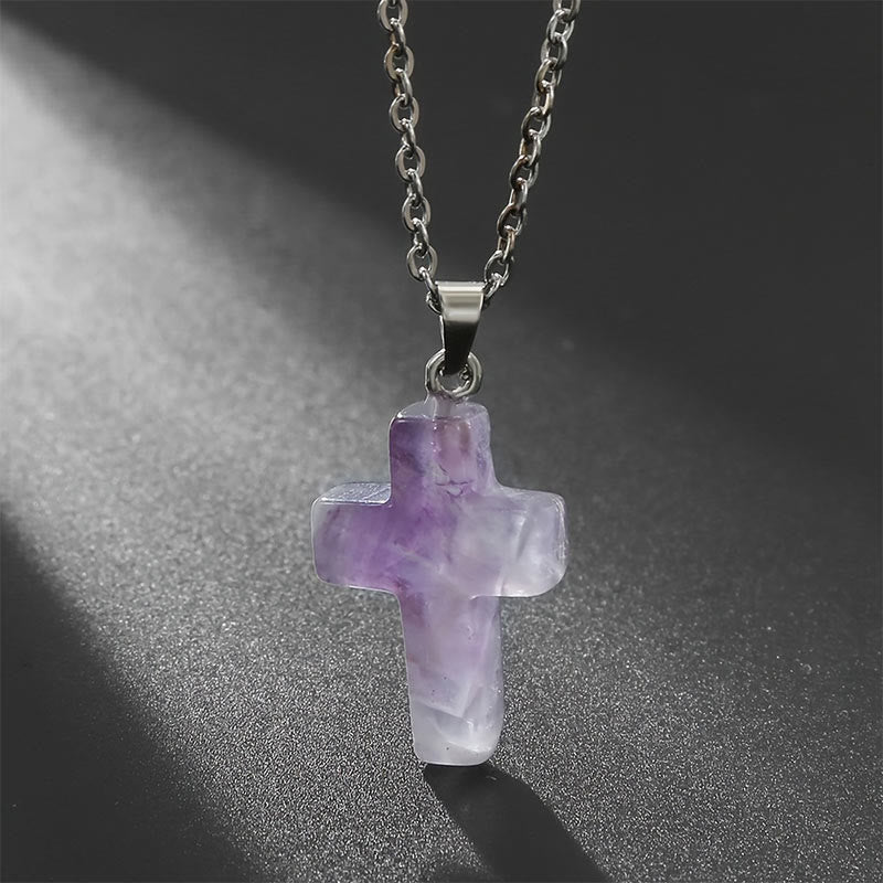 Avelena | Natürliche Edelsteine Kreuz Halskette Eine Spirituelle Schmuckerfahrung