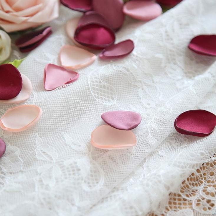 Avelena | BlütenblattCharme Zarte Eleganz für jeden Anlass