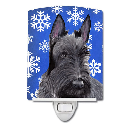 Avelena | Treasures Schottischer Terrier Winter Keramisches Nachtlicht, Ul-Zertifiziert, 6X4X3, Mehrfarbig