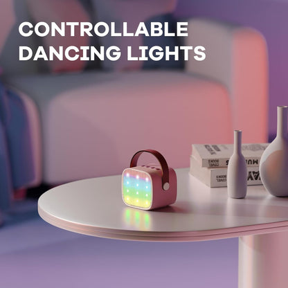 Avelena | Tragbare Mini Karaoke Maschine mit Bluetooth Lautsprecher & 2 Wireless Mikros – Veylo