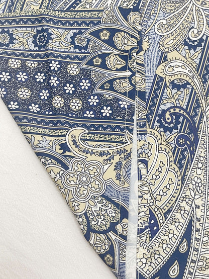 Avelena | Damen-T-Shirt mit Paisleymuster, Kontrastierender Spitze, V-Ausschnitt und Halben Ärmeln